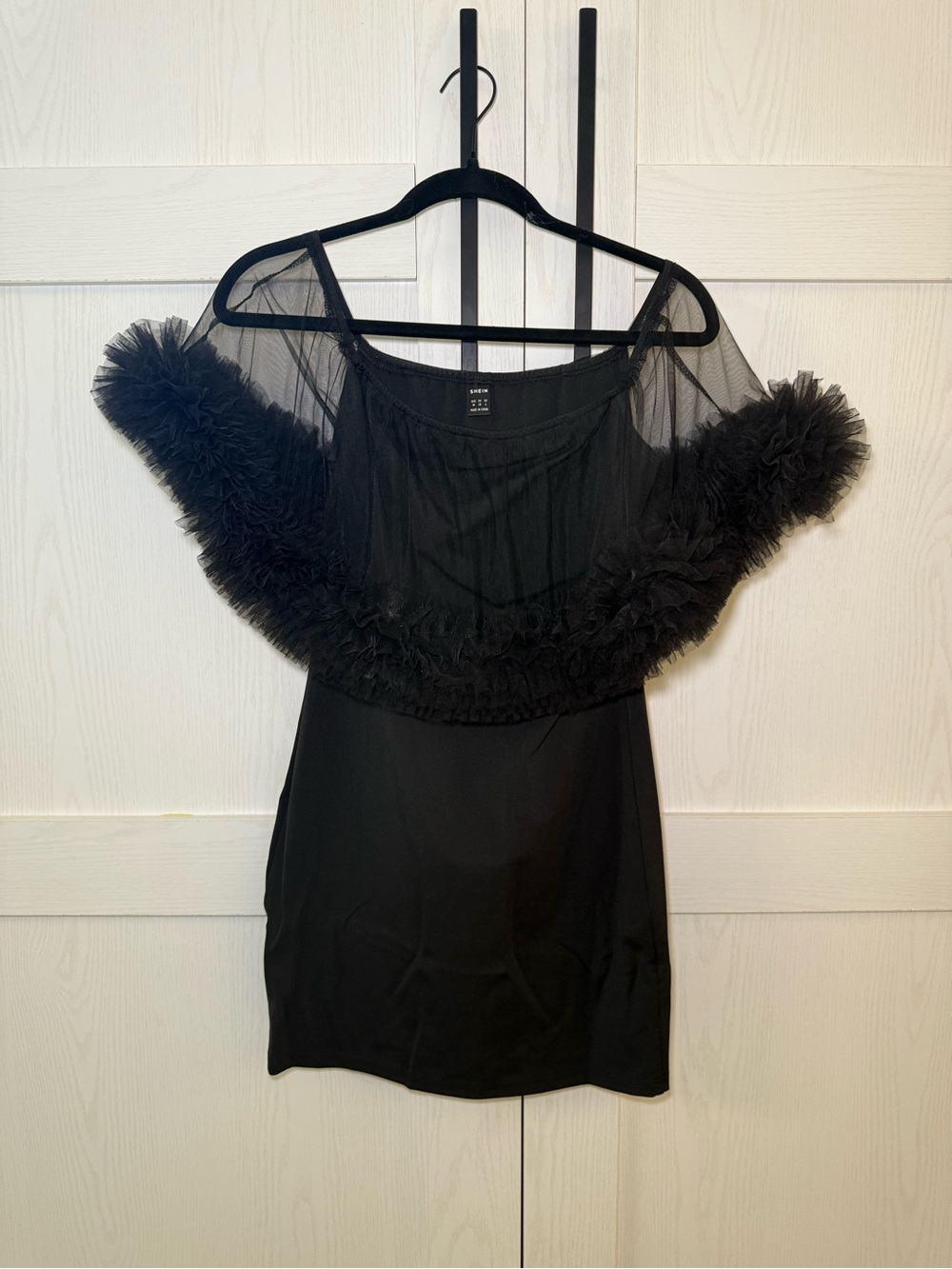 Zolique Black Off-Shoulder Sheer Ruffle Dress Size M